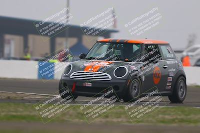 media/Jan-18-2026-CalClub SCCA (Sun) [[8bc6468723]]/Group 3 Race/Turn 1/